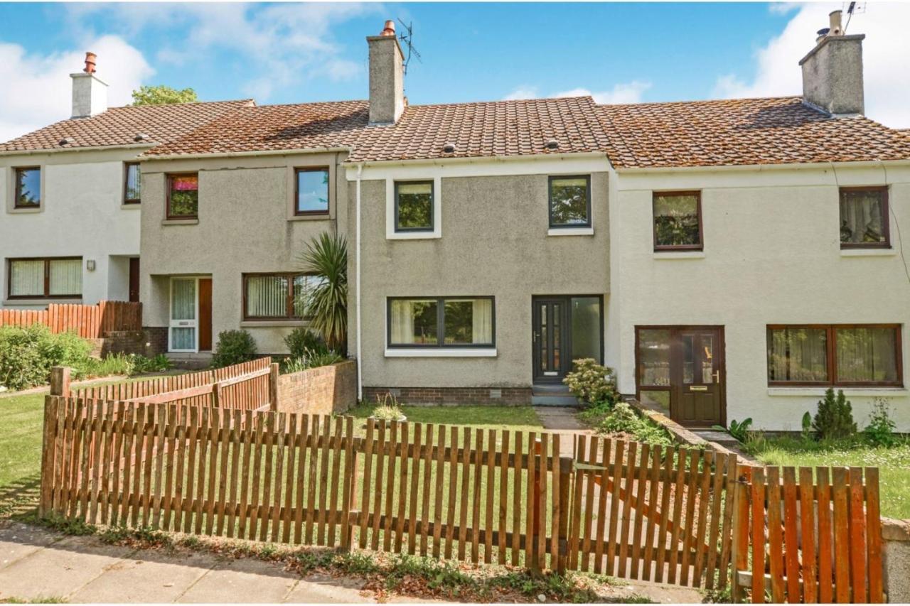 Flanders Fields Apartment Dingwall Bagian luar foto